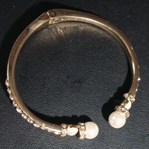 Anne Klein © Gold-Tone Hinged Bracelet | Classic Designer Fashion Jewelry